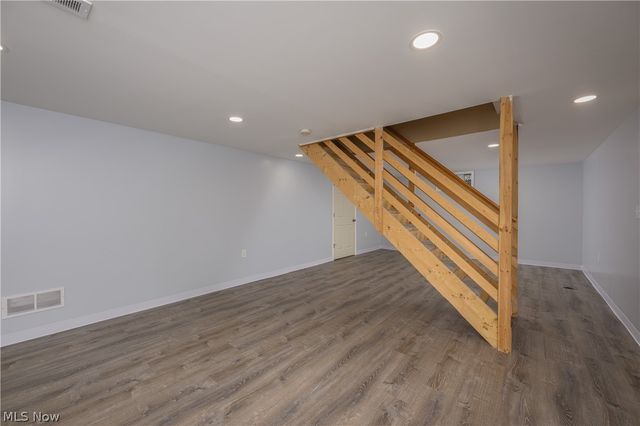 465 Wagler Avenue SW, Hartville, OH 44632