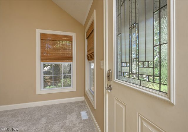 465 Wagler Avenue SW, Hartville, OH 44632