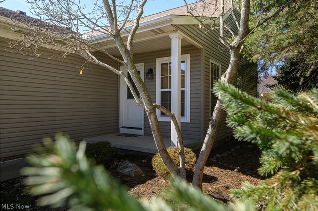 465 Wagler Avenue SW, Hartville, OH 44632