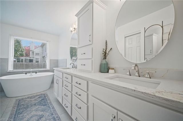 2653 Christopher Farms DR, Virginia Beach, VA 23453