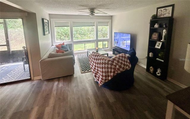 5137 EAGLESMERE DRIVE E05, Orlando, FL 32819