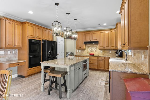 4 Windsong Court, Jackson, NJ 08527