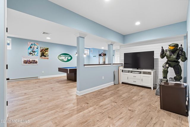 4 Windsong Court, Jackson, NJ 08527