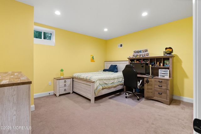 4 Windsong Court, Jackson, NJ 08527