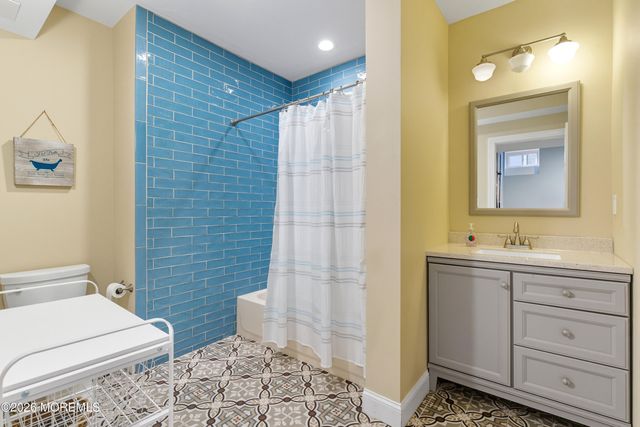 4 Windsong Court, Jackson, NJ 08527