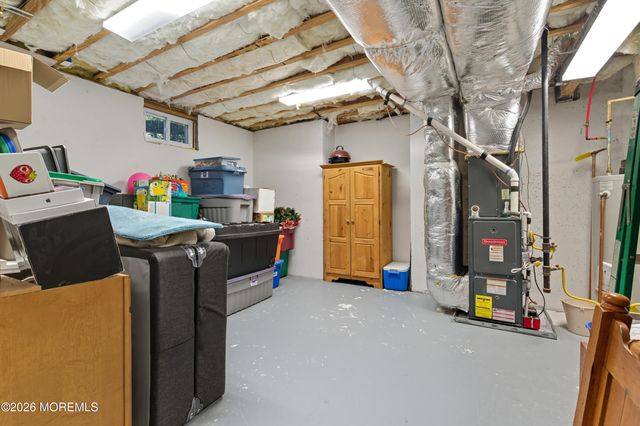 4 Windsong Court, Jackson, NJ 08527