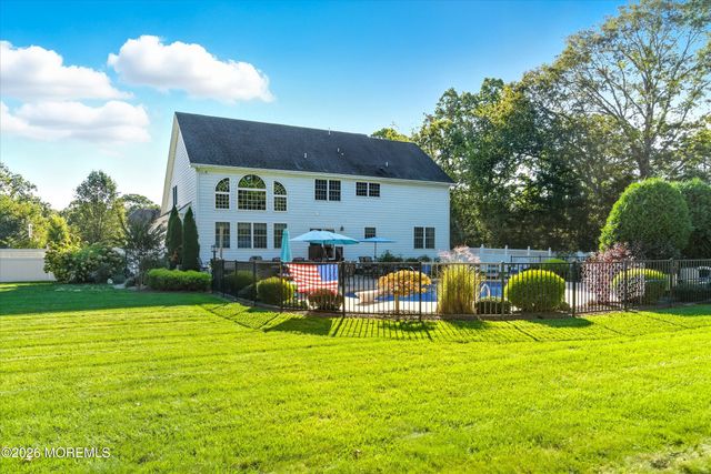 4 Windsong Court, Jackson, NJ 08527