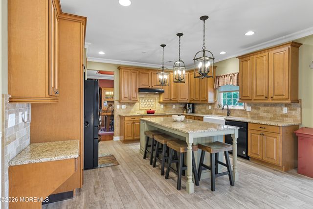 4 Windsong Court, Jackson, NJ 08527