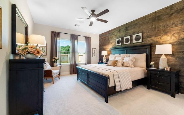 1406 17th Avenue N, Texas City, TX 77590