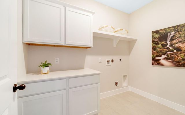 1406 17th Avenue N, Texas City, TX 77590