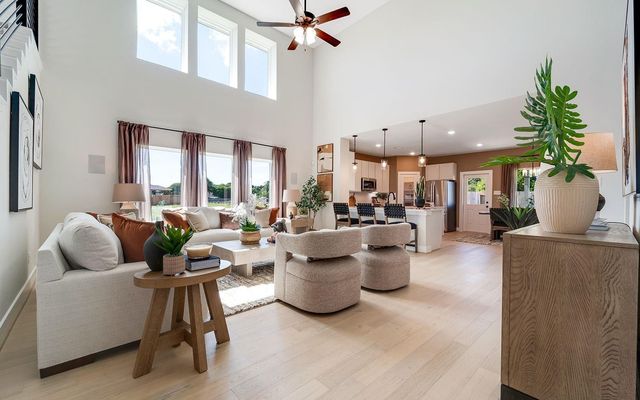 1406 17th Avenue N, Texas City, TX 77590