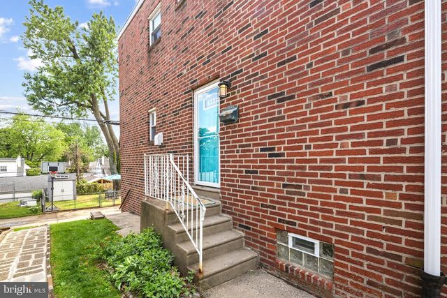 15063 LONDON RD, Philadelphia, PA 19116