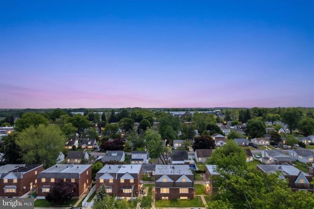 15063 LONDON RD, Philadelphia, PA 19116