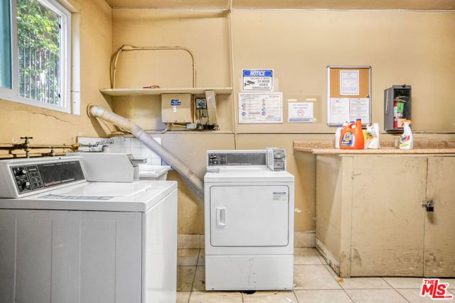 525 N Sweetzer Avenue, West Hollywood, CA 90048