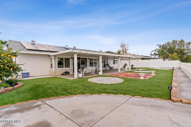 28564 Portsmouth Drive, Menifee, CA 92584