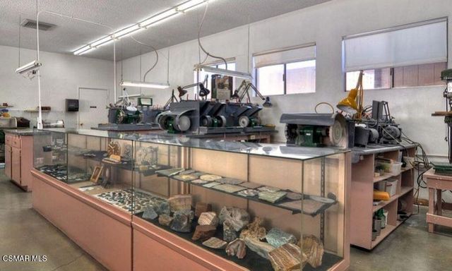 28564 Portsmouth Drive, Menifee, CA 92584