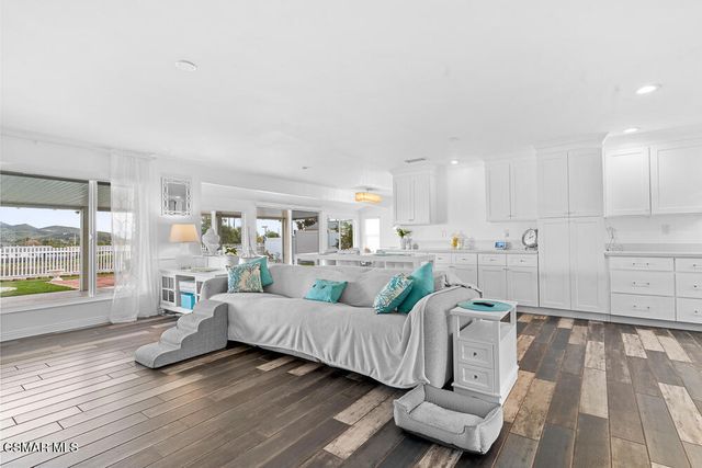 28564 Portsmouth Drive, Menifee, CA 92584