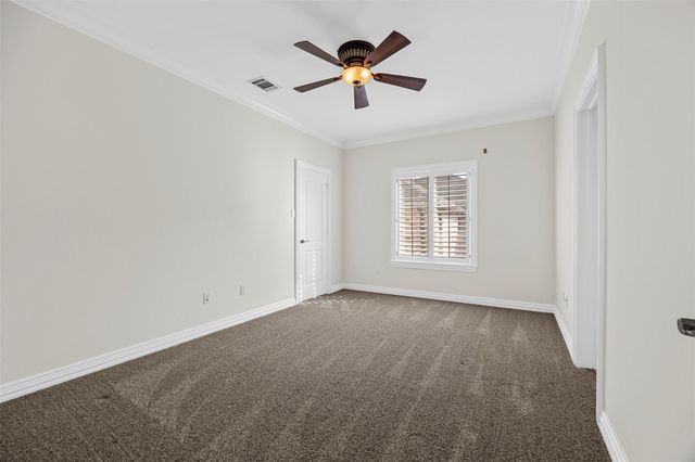 1419 Nantucket Drive, Houston, TX 77057