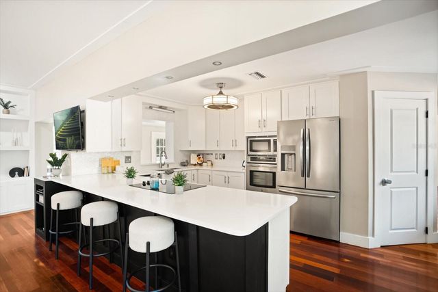 501 SWEETWATER CLUB CIRCLE, Longwood, FL 32779