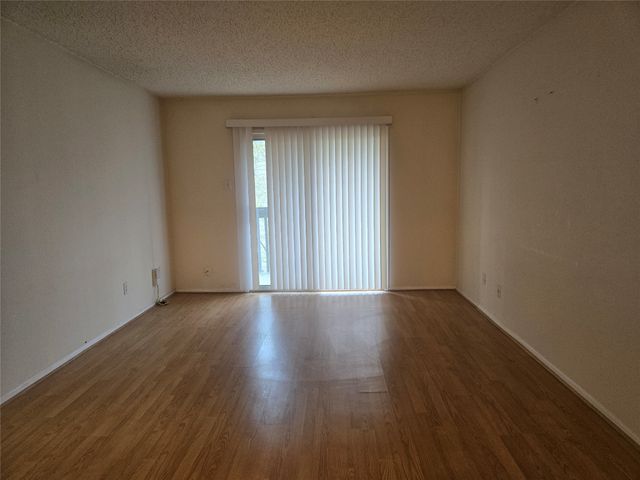 4837 Cedar Springs Road 201, Dallas, TX 75219