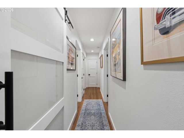 820 JACKSON Ave Sw, Bandon, OR 97411