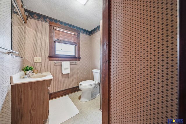 2464 Sewell Street, Lincoln, NE 68502