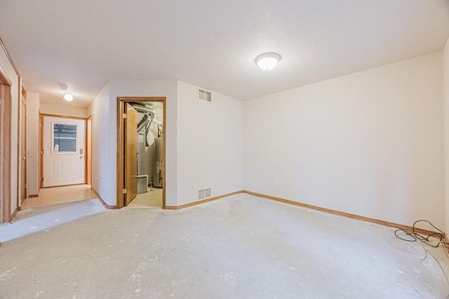 52 Pinewood Boulevard, West Fargo, ND 58078