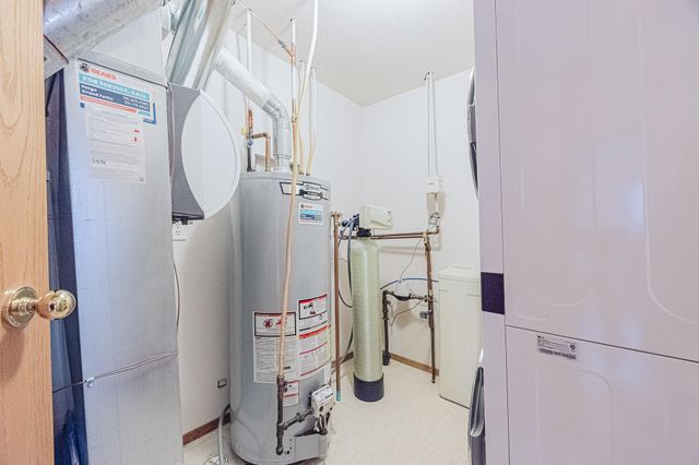 52 Pinewood Boulevard, West Fargo, ND 58078