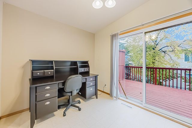 52 Pinewood Boulevard, West Fargo, ND 58078