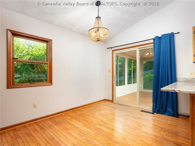 2 Deer Run, Hurricane, WV 25526