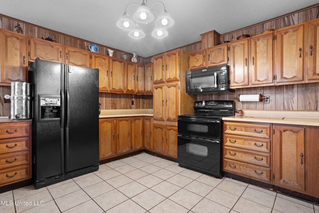 21500 D Herde Road, Gulfport, MS 39503