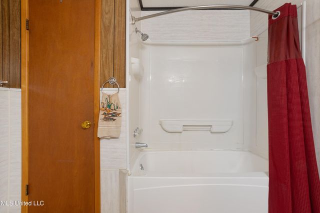 21500 D Herde Road, Gulfport, MS 39503