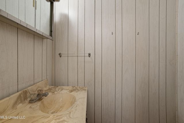 21500 D Herde Road, Gulfport, MS 39503