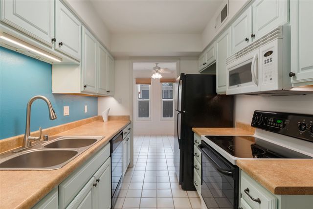 3112 Plaza Blanca, Santa Fe, NM 87507