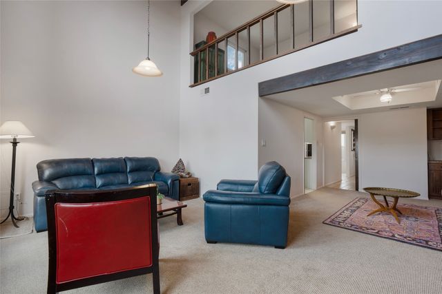 3112 Plaza Blanca, Santa Fe, NM 87507