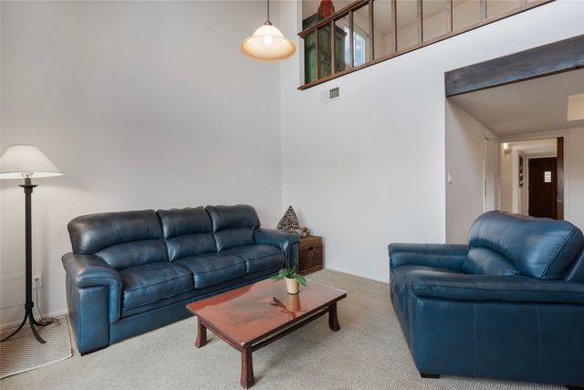 3112 Plaza Blanca, Santa Fe, NM 87507