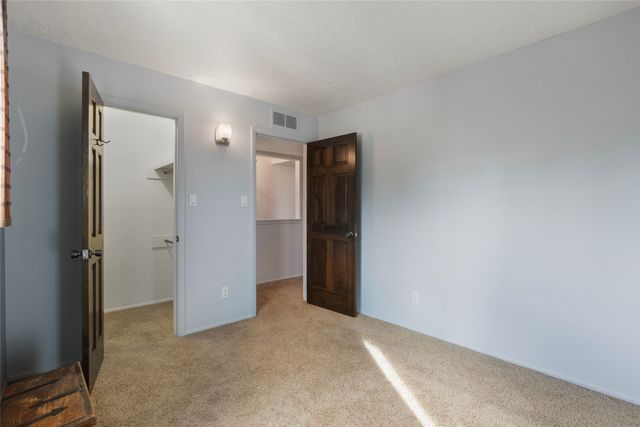 3112 Plaza Blanca, Santa Fe, NM 87507