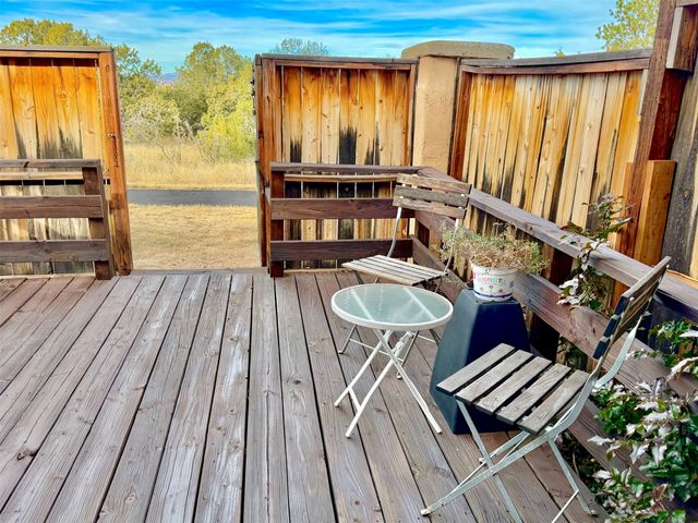 3112 Plaza Blanca, Santa Fe, NM 87507