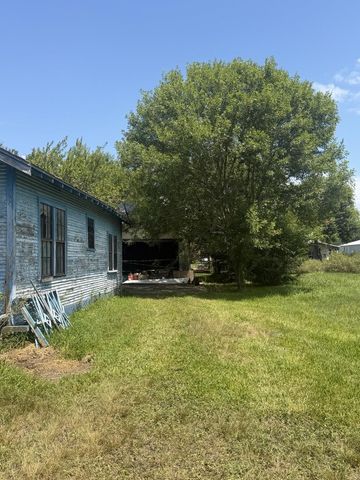 1830 34th Avenue N, Texas City, TX 77590
