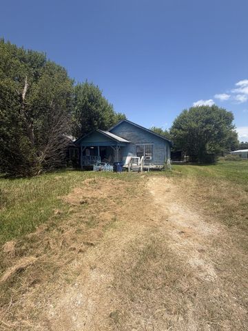 1830 34th Avenue N, Texas City, TX 77590