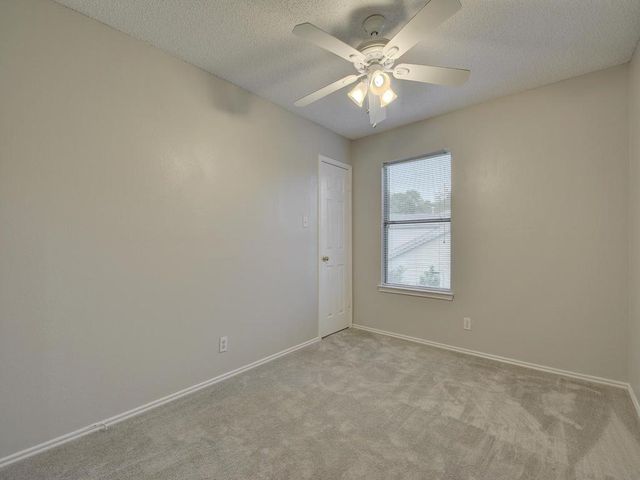 9203 Kempler DR A, Austin, TX 78748