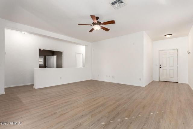 1126 E PEDRO Road, Phoenix, AZ 85042