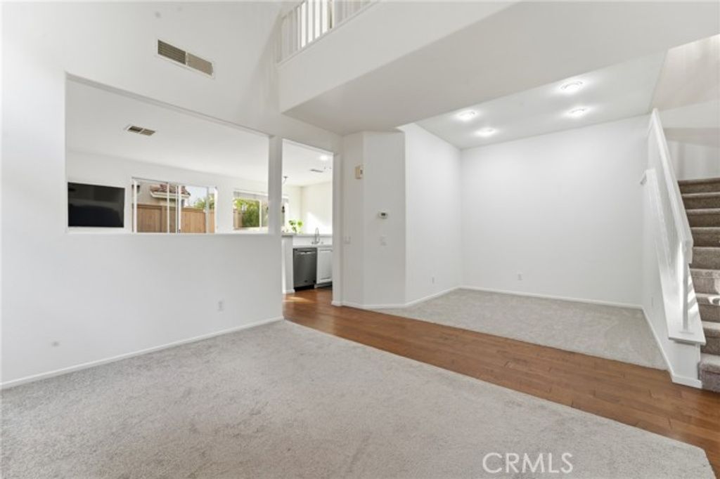 4933 Santo, Oak Park, CA 91377