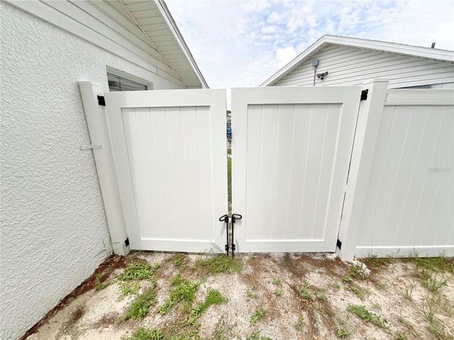 4233 BELLE ISLE COURT, New Port Richey, FL 34653