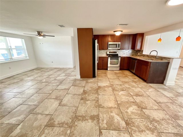 4233 BELLE ISLE COURT, New Port Richey, FL 34653
