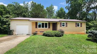 1026 Quail Hill Avenue, Newton, NC 28658