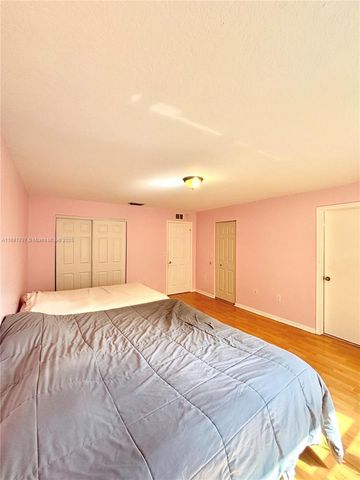 306 NW 115th way, Coral Springs, FL 33071