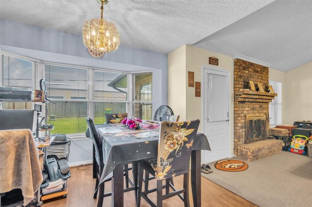 700 Briarclift Lane, Baytown, TX 77521