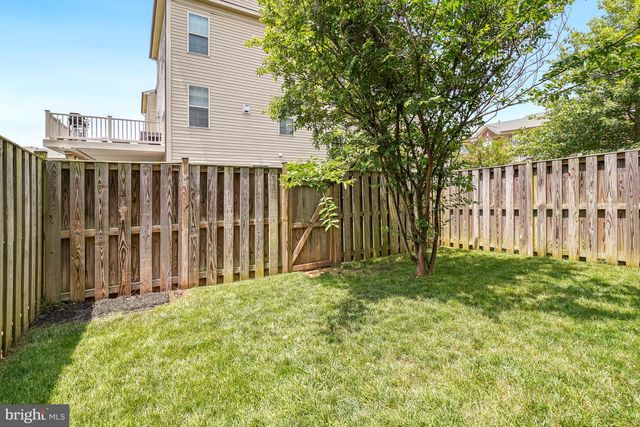 6602 BARTRAMS FOREST LN, Haymarket, VA 20169