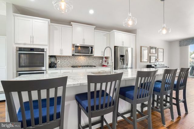 6602 BARTRAMS FOREST LN, Haymarket, VA 20169